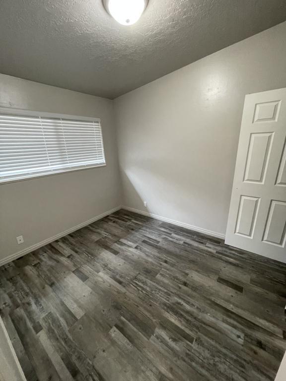 Building Photo - 153 S 200 W