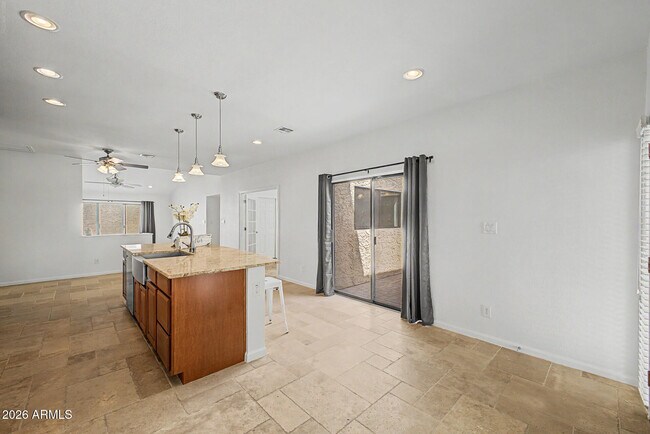 Building Photo - 5134 N 78th Pl