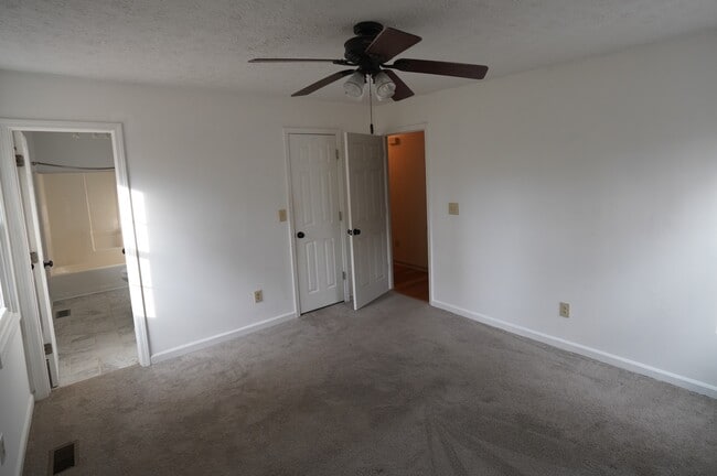 Building Photo - 218 John Wesley Dr