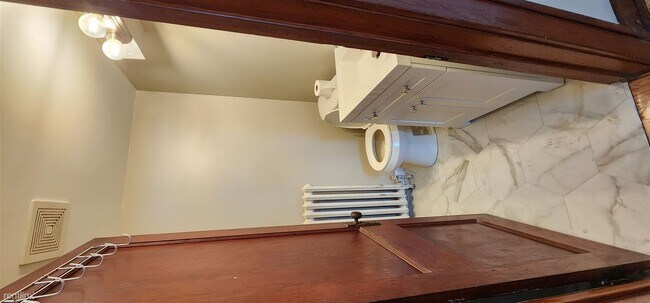 Building Photo - 1 br, 1 bath Triplex - 1001 N 2nd Ave Apt 2