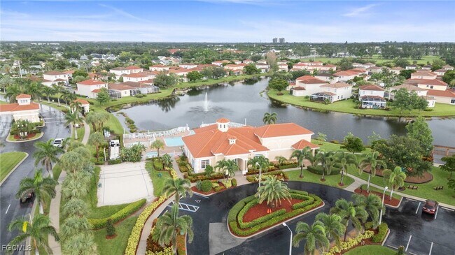 Building Photo - 9220 Belleza Way