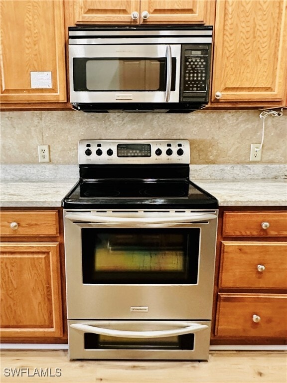 Building Photo - 826 Wiggins Pass Rd