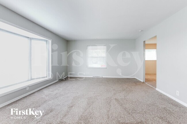 Building Photo - 5412 E Edgewood Ave