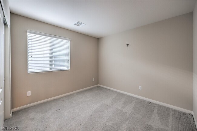 Building Photo - 3213 Molinos Dr