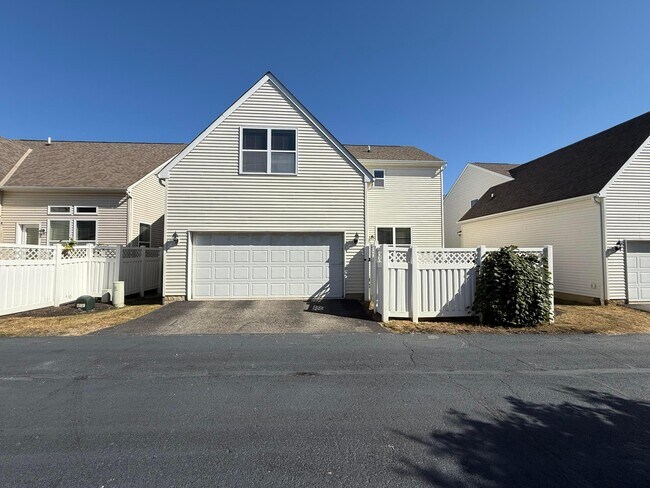Building Photo - 4488 Grand Strand Dr