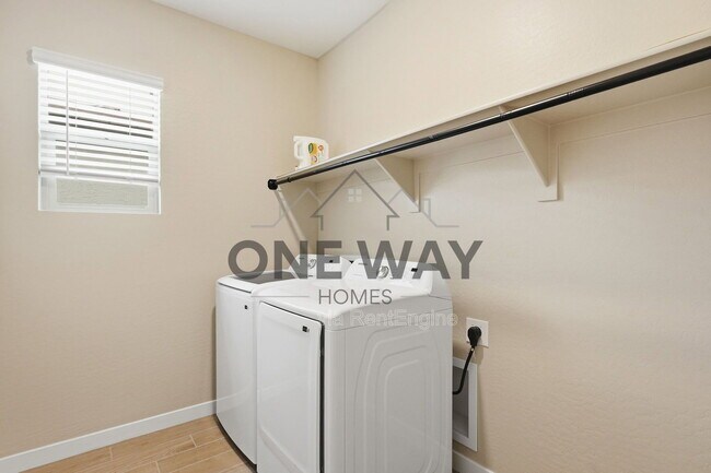 Building Photo - 18180 W Larkspur Dr