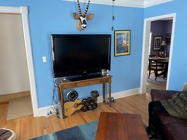 Building Photo - 1317 Broadway St