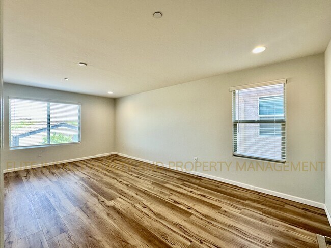 Building Photo - 7201 S Via Gaucho Viejo