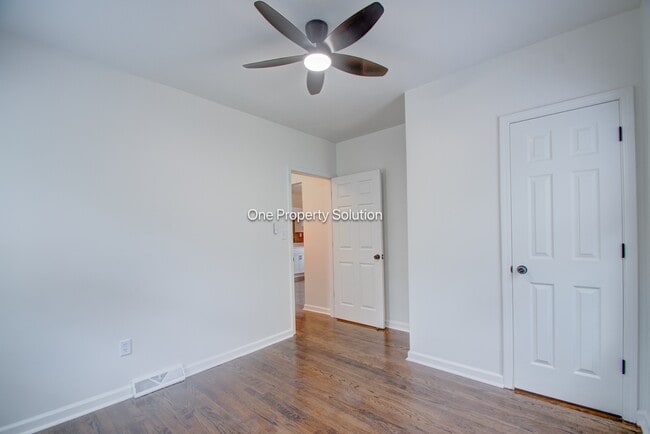 Building Photo - 613 Tennessee St