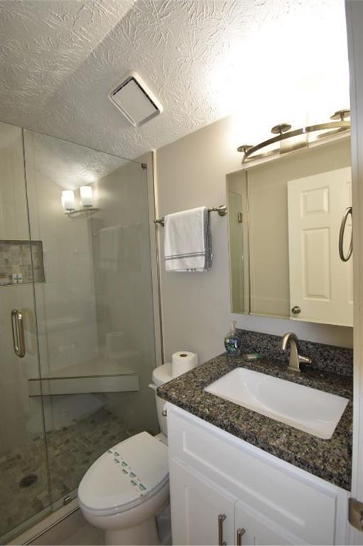 Building Photo - 576 Wedgewood Dr