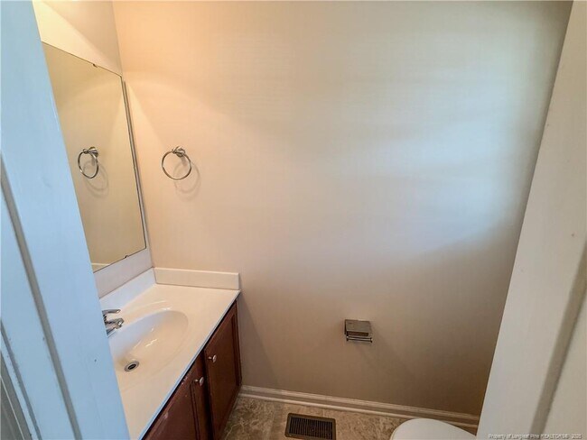 Building Photo - 4413 Scenic Pines Dr