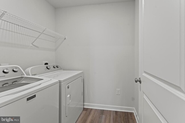 Building Photo - 140 Wood Walk Ave