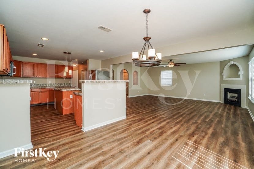 Building Photo - 595 Professional Parkway