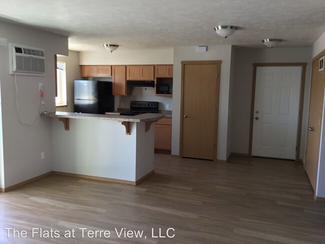 Building Photo - 1880 NE Terre View Dr