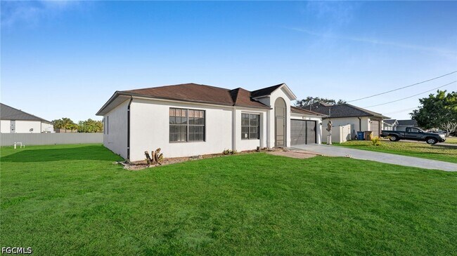 Building Photo - 918 Acroft Ave