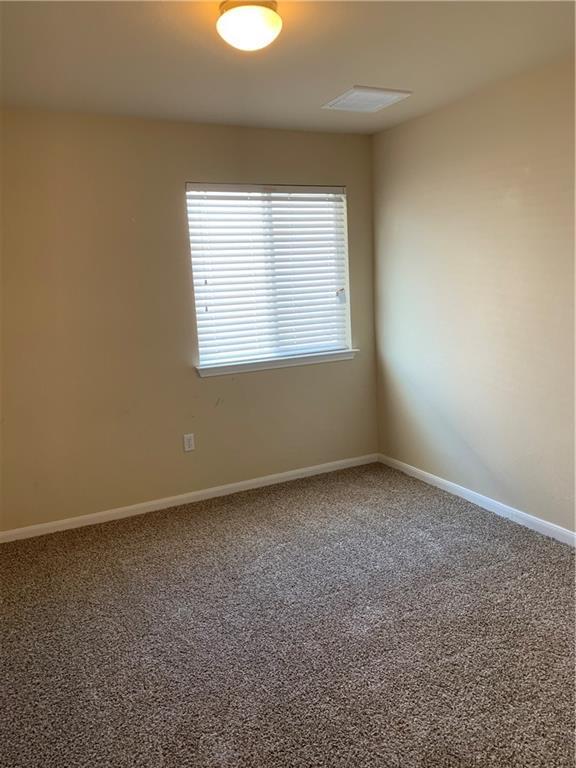 Building Photo - 352 Langely