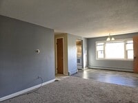 Building Photo - 19 Chapman Ave