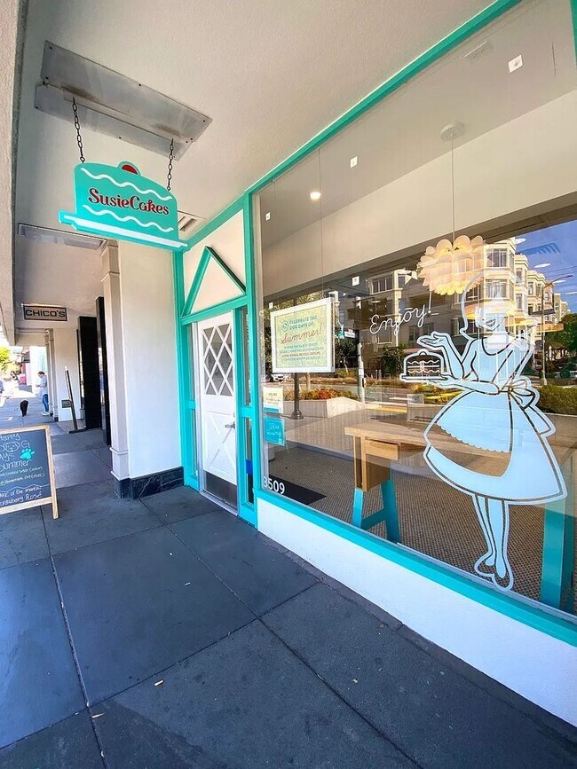 Building Photo - Charming 2 BR | 2.5 BA in Presidio Heights