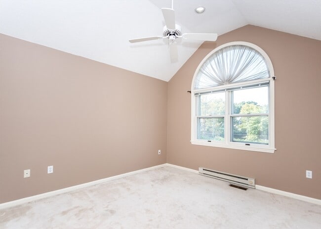 Building Photo - 285 Bishops Forest Dr