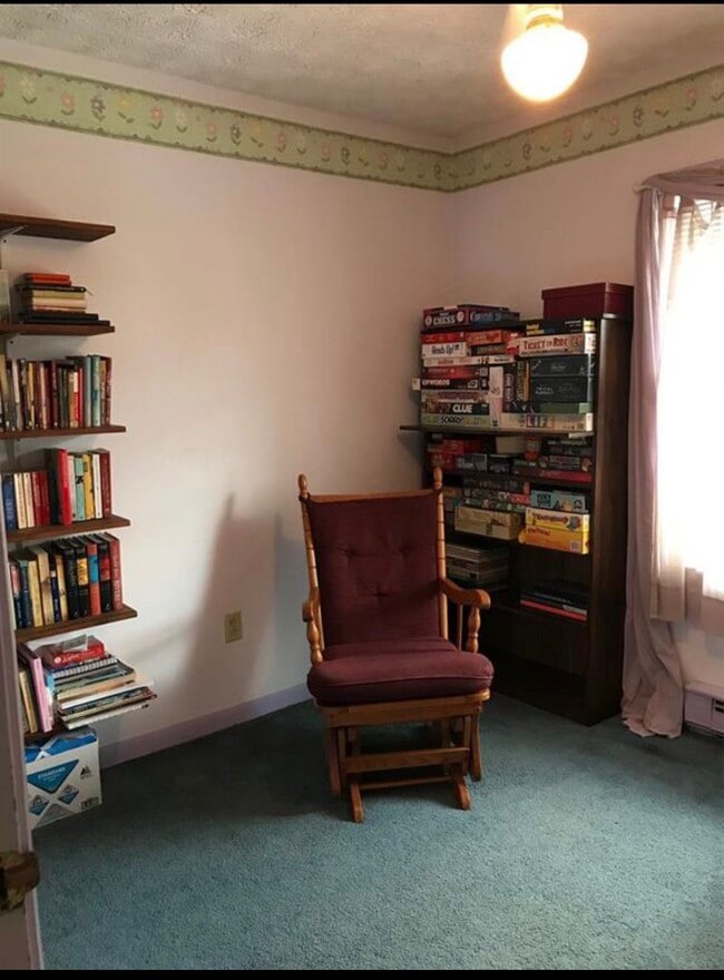 Building Photo - 12 Cherry Cir