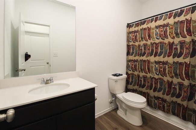 Building Photo - 2307 Red Sky Dr