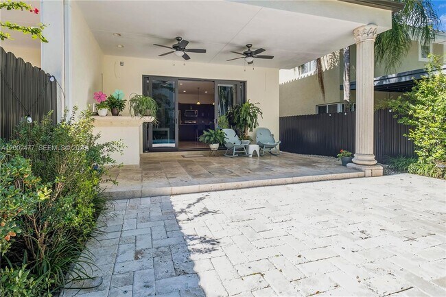 Building Photo - 3141 Day Ave