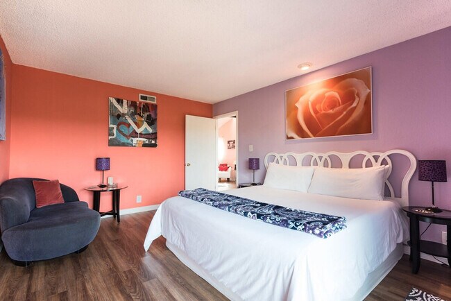 Building Photo - 2205 Spring Creek Dr