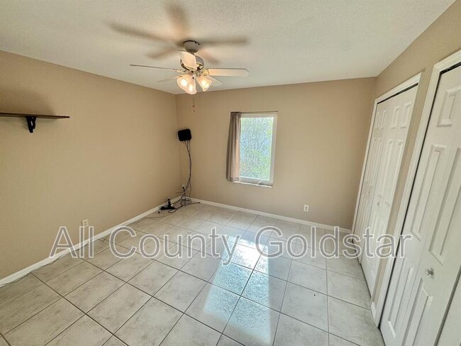 Building Photo - 2587 Logsdon St