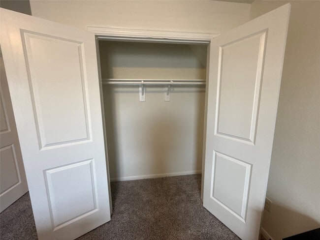 Building Photo - 527 Baobab Wy