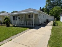 Building Photo - 4810 Campbell St