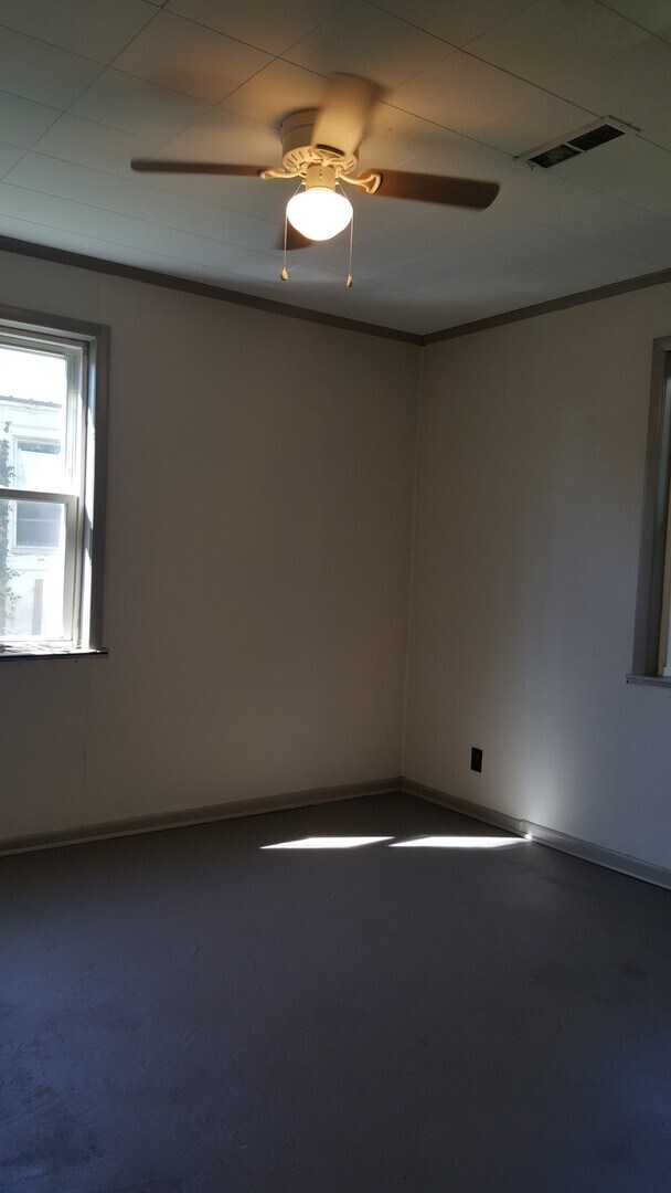 Building Photo - 9361 Morgan St