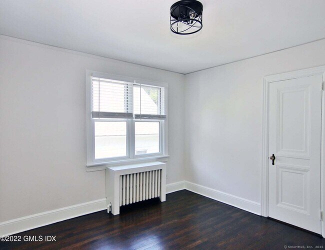 Building Photo - 24 Comly Ave