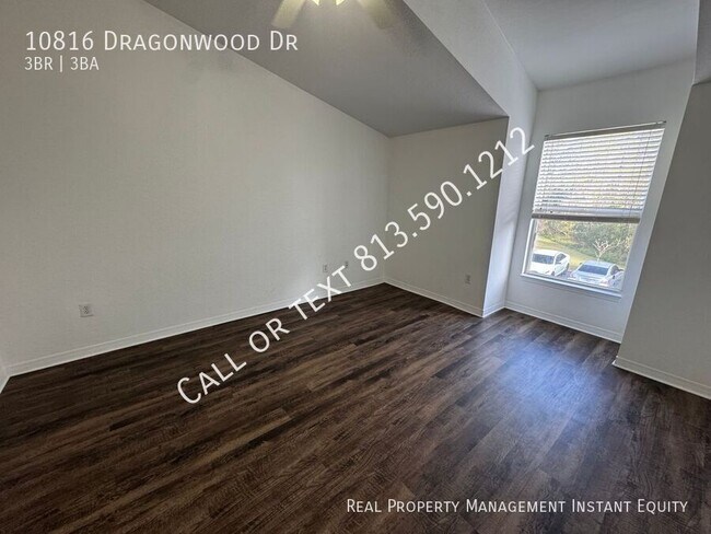 Building Photo - 10816 Dragonwood Dr