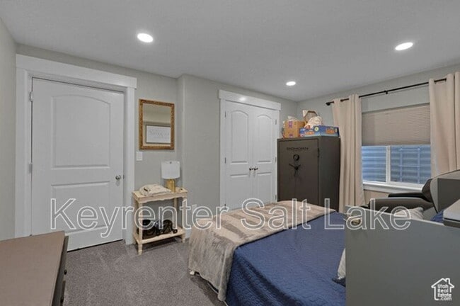 Building Photo - 12473 S Desert Mesa Dr