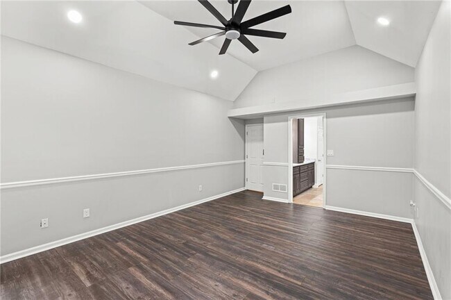 Building Photo - 11355 Vedrines Dr