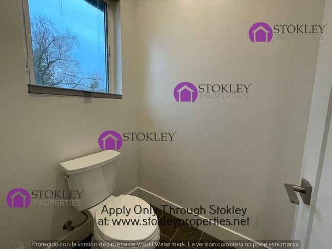 Building Photo - 3184 Manor Ave