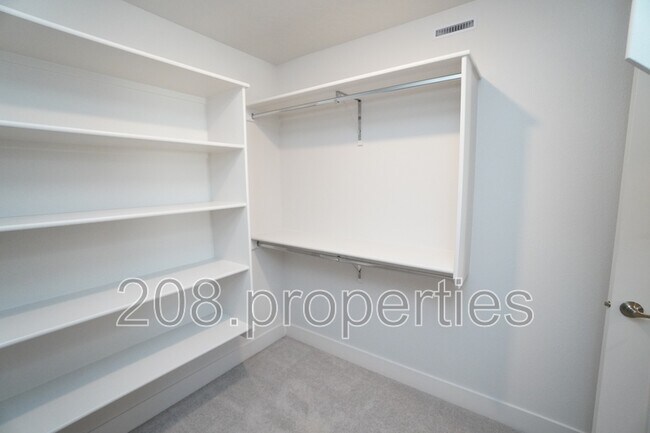 Building Photo - 245 E Caldera St