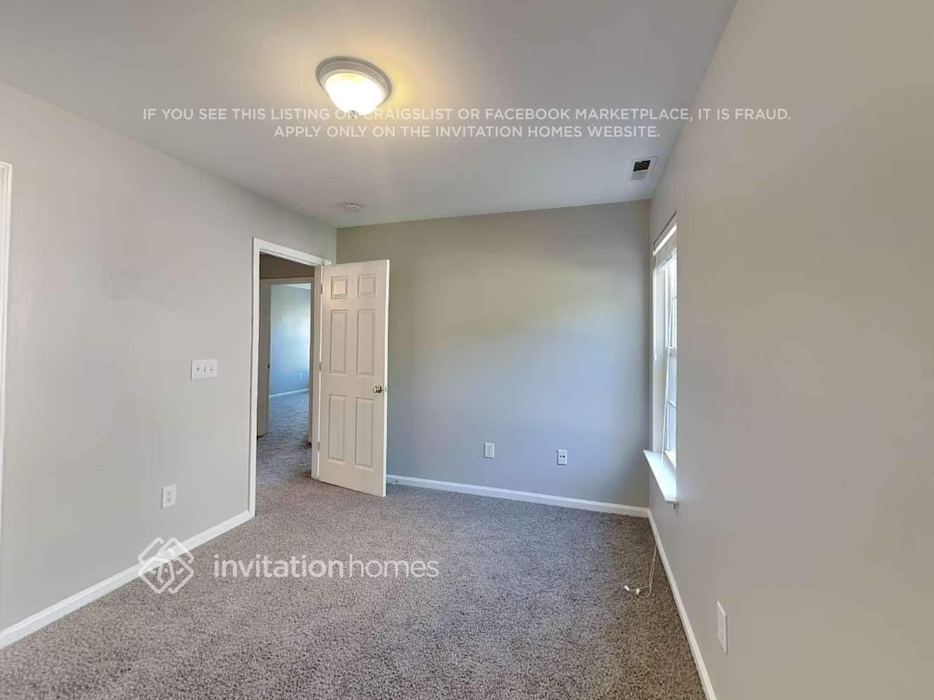 Building Photo - 217 Stone Moss Ln