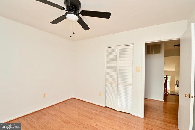 Building Photo - 10048 Wood Sorrels Ln