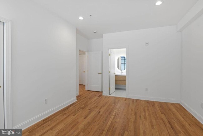 Building Photo - 1351 Wisconsin Ave NW