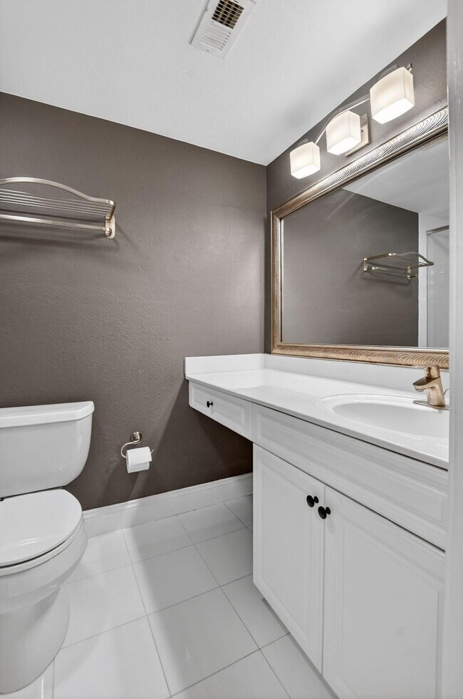 Building Photo - 8099 Severn Dr