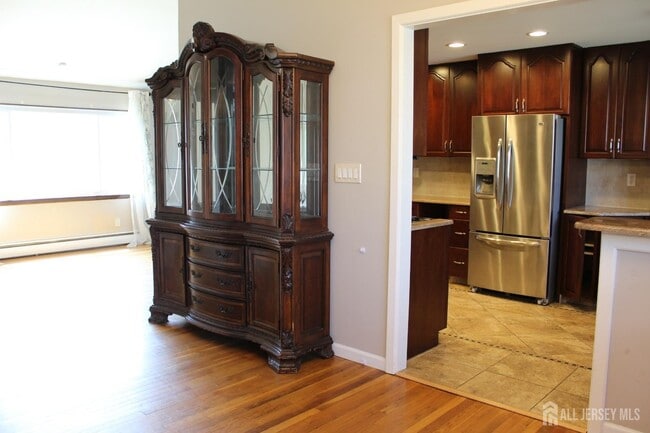 Building Photo - 13 Califon Dr