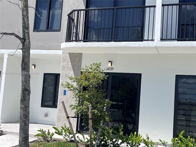 Primary Photo - 14559 SW 261 St Ter