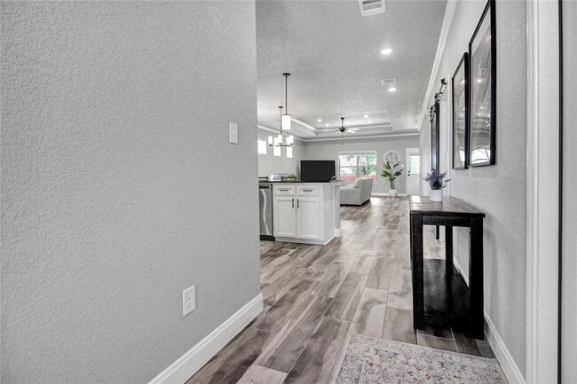 Building Photo - 7307 Diamond Dove Dr