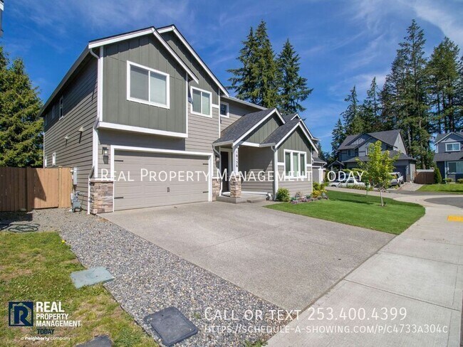 Building Photo - 16156 8th Ave E