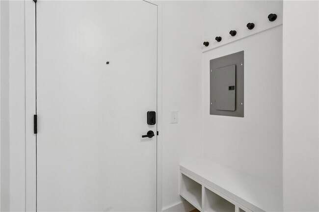 Building Photo - 567 Ponce De Leon Ave NE