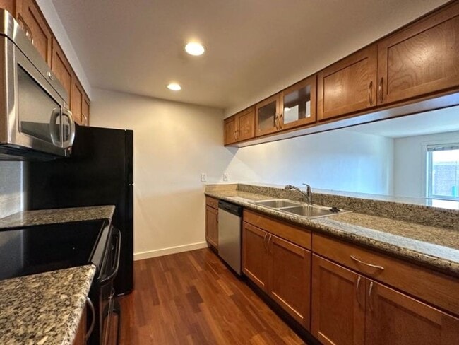 Building Photo - Special OFFER!! For this AMAZING One Bedroom!