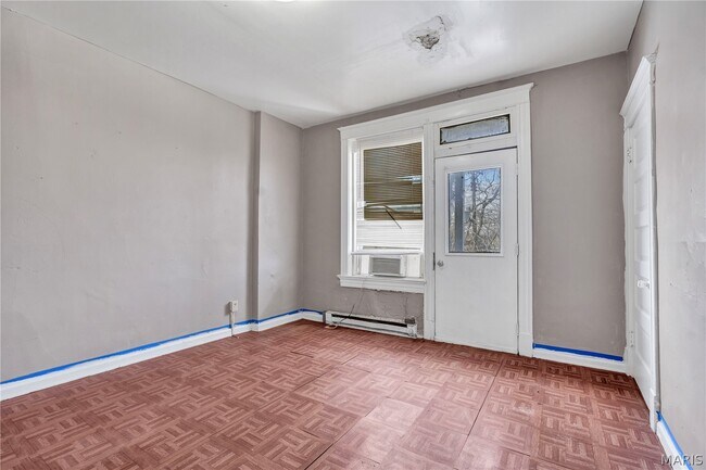 Building Photo - 2207 Angelica St