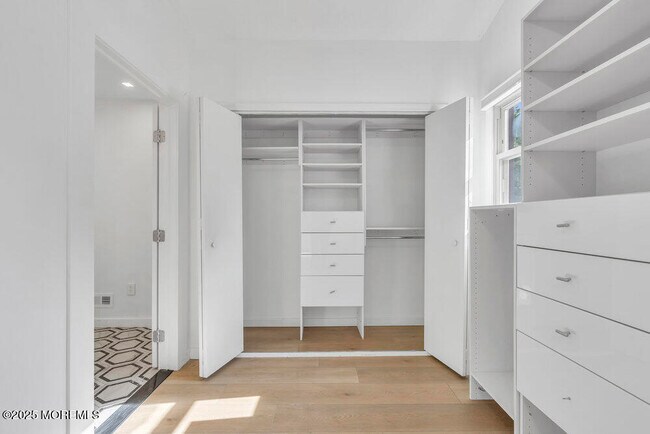 Building Photo - 34 Birmingham Dr