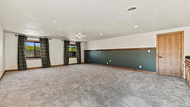 Building Photo - 4702 N State Hwy 67